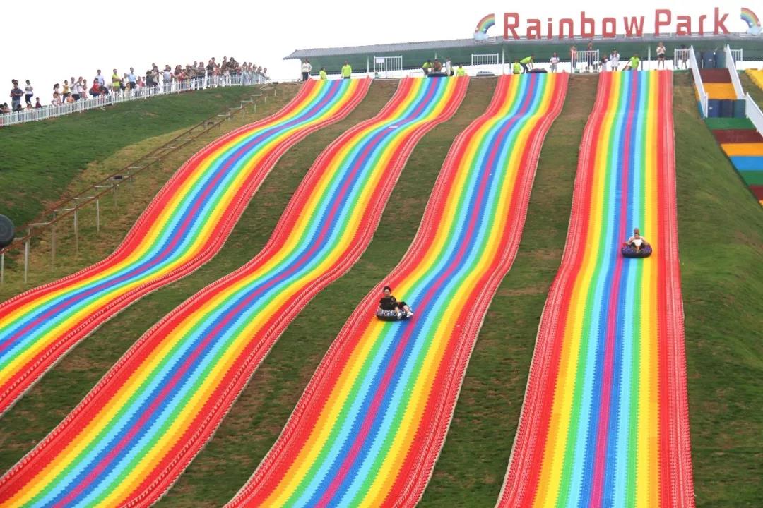轟動(dòng)全城！小埠綠心童鄉(xiāng)彩虹樂(lè)園單日游客3萬(wàn)+，關(guān)注人數(shù)超37萬(wàn)！